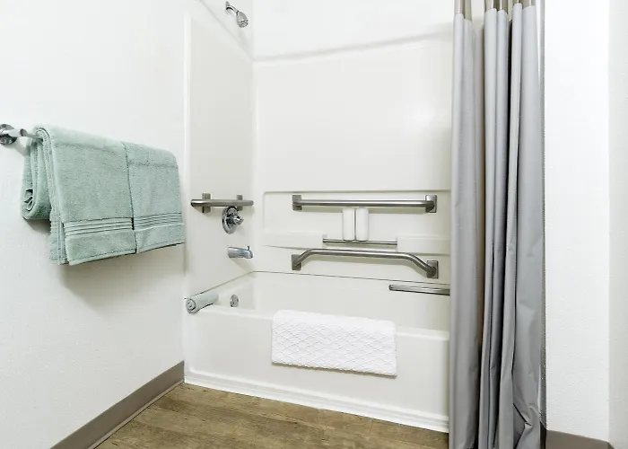 Intown Extended Sc - Ashley Phosphate 2* North Charleston